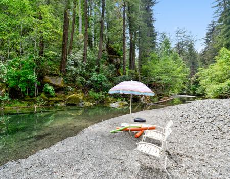 Creekfront Homes